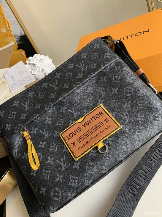 MESSENGER LOUIS VUITTON BAG 0809